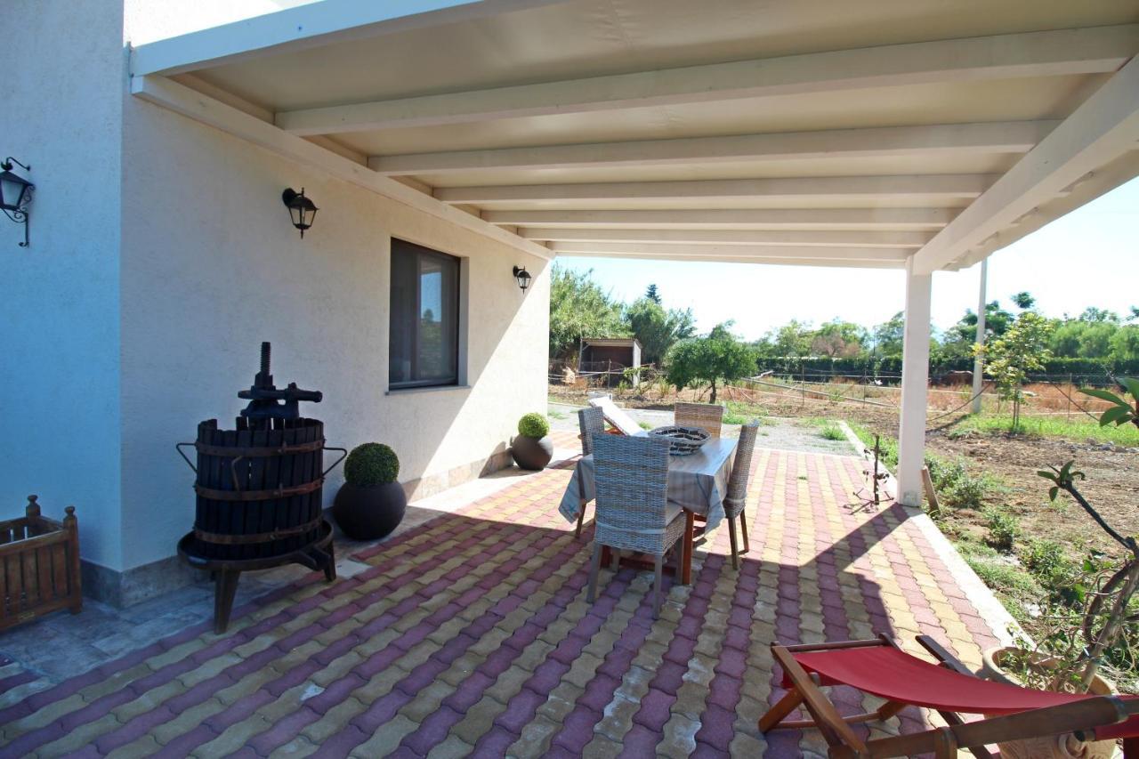 Casa Tre Noci Βίλα Lascari Εξωτερικό φωτογραφία